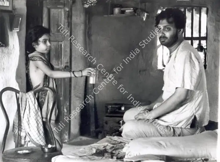Roy, Soumendu (Cinematographer), Teen Kanya, 1961 | Photographic Still | CinemaEducation | 00663633