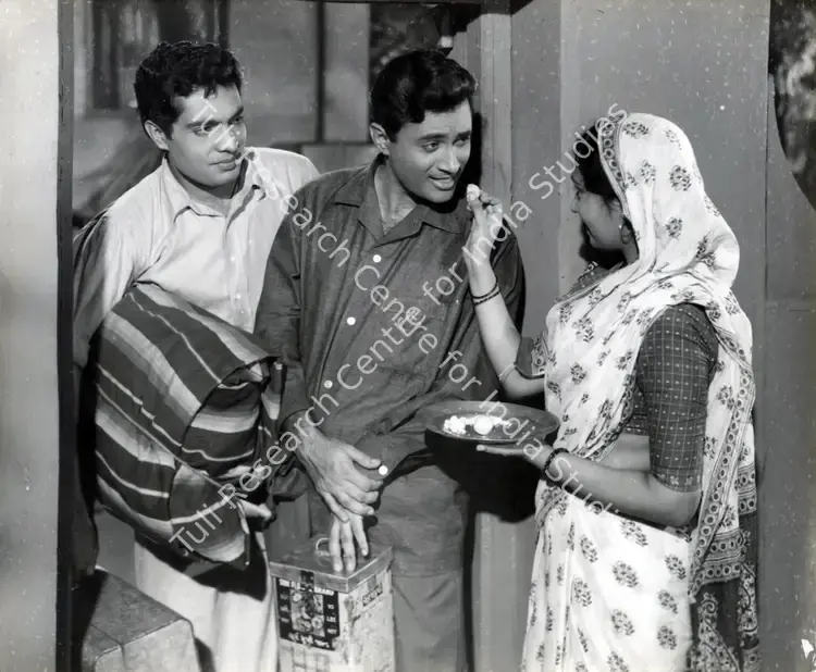 Kale, G (Cinematographer), Ek Ke Baad Ek, 1960 | Photographic Still | CinemaEducation | 00831238