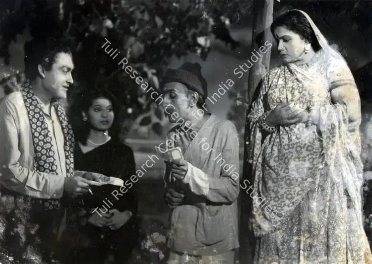 Sen, Arabind (Director), Kafila, 1952 | Photographic Still | CinemaEducation | 00831893