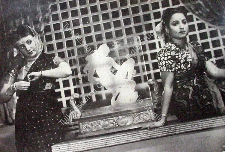 Nigam, Satish (Director), Sunehre Din, 1949 | Photographic Still | CinemaEducation | 00834983