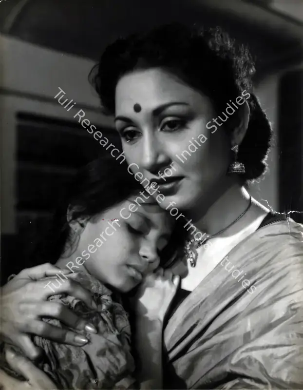 Dutt, Taru (Cinematographer), Boot Polish, 1954 | Photographic Still | CinemaEducation | 00830638