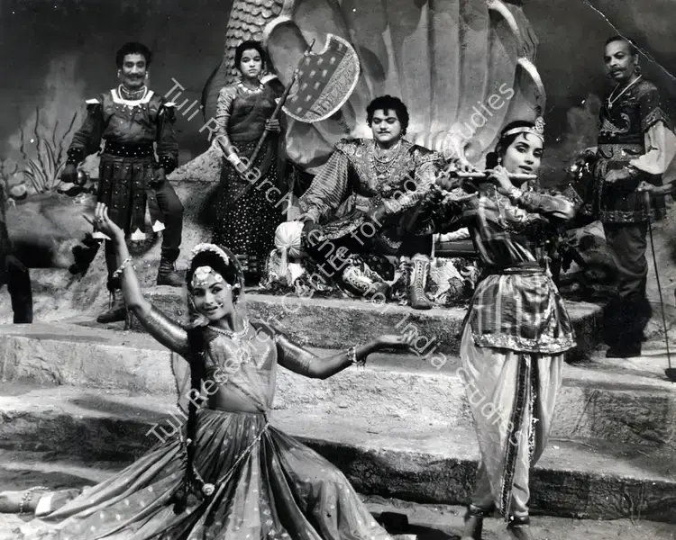 Bohra, Ramkumar (Producer), Patal Nagari, 1963 | Photographic Still | CinemaEducation | 00833079