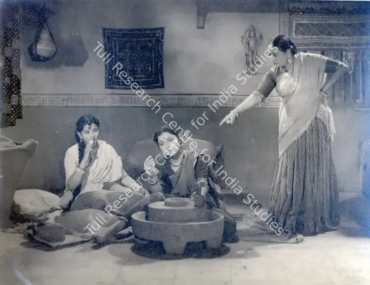 Vyas, Ramesh (Director), Charno Ki Dasi, 1959 | Photographic Still | CinemaEducation | 00830815