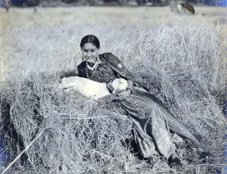 Bhatt, Nanabhai (Director), Mouj, 1943 | Photographic Still | CinemaEducation | 00832501