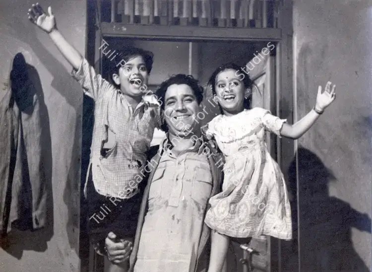Nene, Raja (Director), Pehli Tareekh, 1954 | Photographic Still | CinemaEducation | 00833242