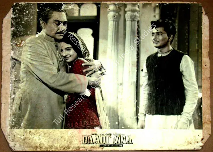 Divecha, Dwarka (Cinematographer), Daadi Maa, 1966 | Lobby Card | CinemaEducation | 00811020