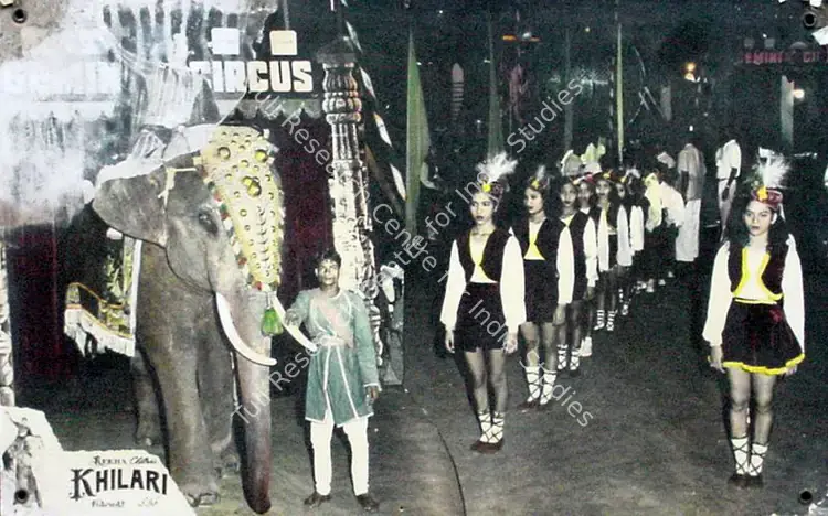 Maheshwary, Pannalal (Producer), Khilari, 1961 | Lobby Card | CinemaEducation | 00819014