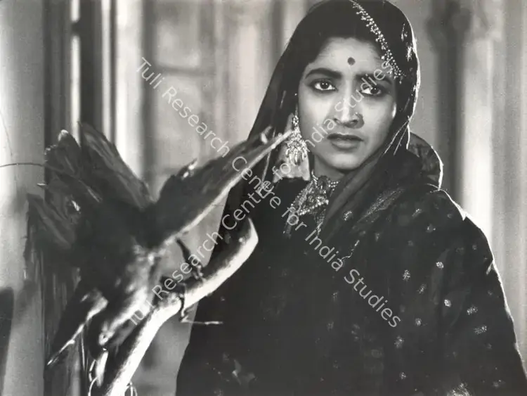 Roy, Soumendu (Cinematographer), Teen Kanya, 1961 | Photographic Still | CinemaEducation | 00663644
