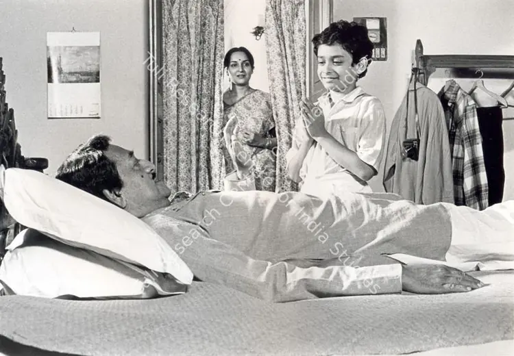 Raha, Barun (Cinematographer), Agantuk, 1991 | Photographic Still | CinemaEducation | 00662906