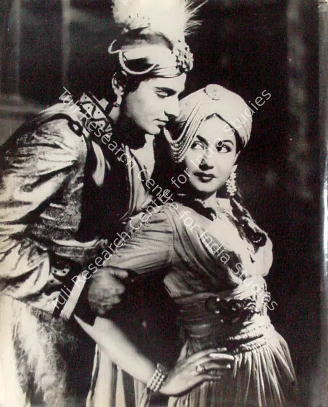 Wadadeker, Anant (Cinematographer), Aladdin Aur Jaadui Chiraag, 1952 | Photographic Still | CinemaEducation | 00829916