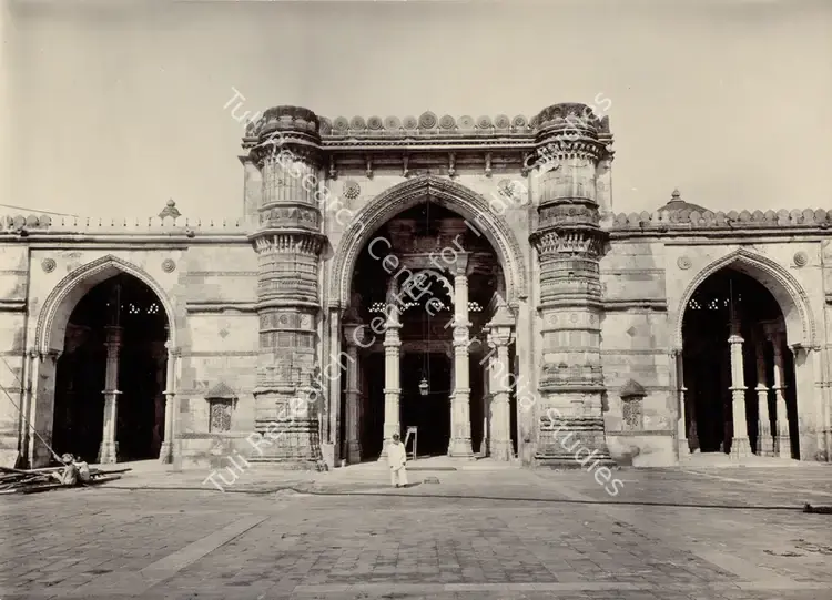 Unknown (Photographer), Ahmedabad - Jumma Musjid. Built by Sultan Ahmad I, n.d. | Antiquarian Photograph | Photography | 00115906