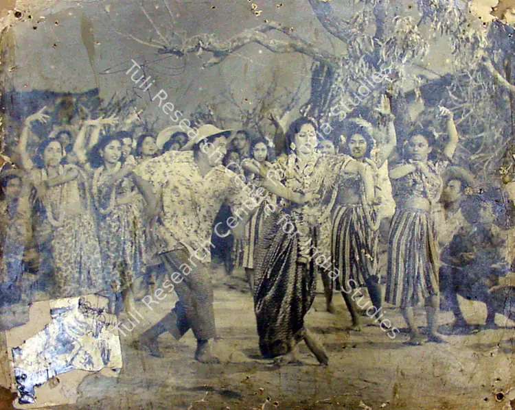 Bhagwan (Producer), Albela, 1951 | Photographic Still | CinemaEducation | 00829923