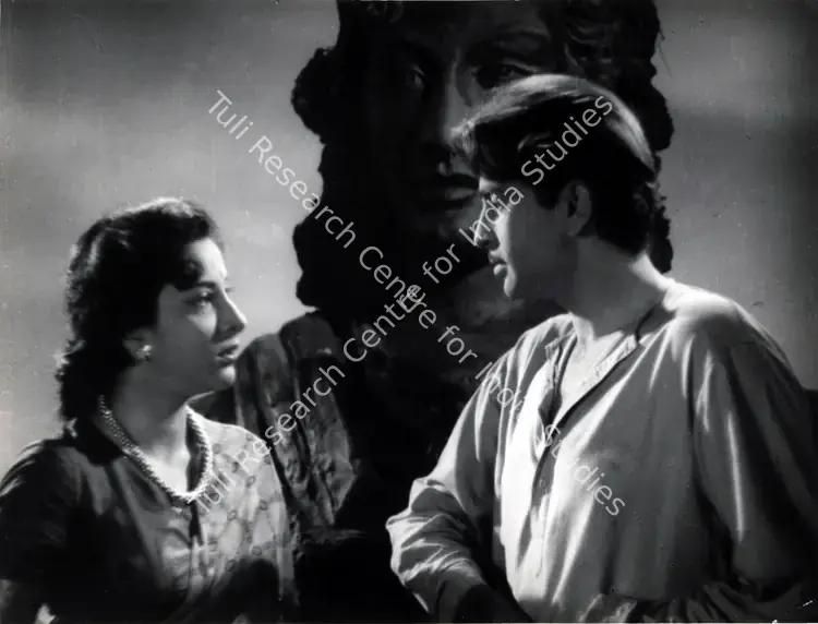 Reddy, V.N. (Cinematographer), Aag, 1948 | Photographic Still | CinemaEducation | 00829778