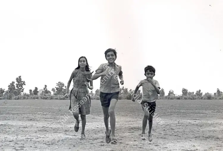 Roy, Soumendu (Cinematographer), Pratidwandi, 1970 | Photographic Still | CinemaEducation | 00663529