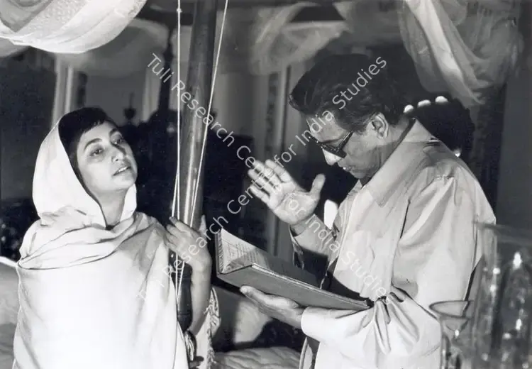 Ghosh, Nemai (Still Photographer), Ghare Baire, 1985 | Working Still | CinemaEducation | 00663705