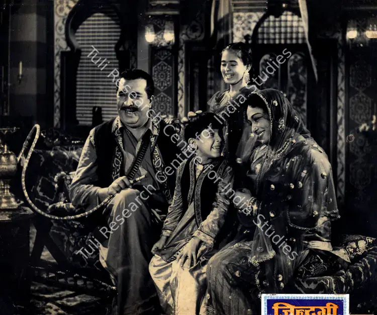 Ellappa, P. (Cinematographer), Zindagi, 1964 | Photographic Still | CinemaEducation | 00834894