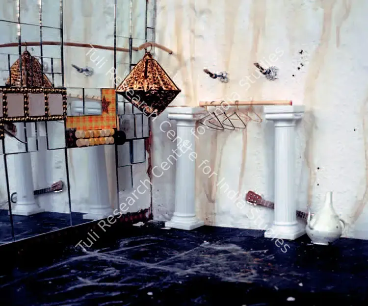 Nayar, Yamini (Artist). Being There. Digital cibachrome print or archival paper, Edition 3/7, 2006 | Print | FineArts | 00645557