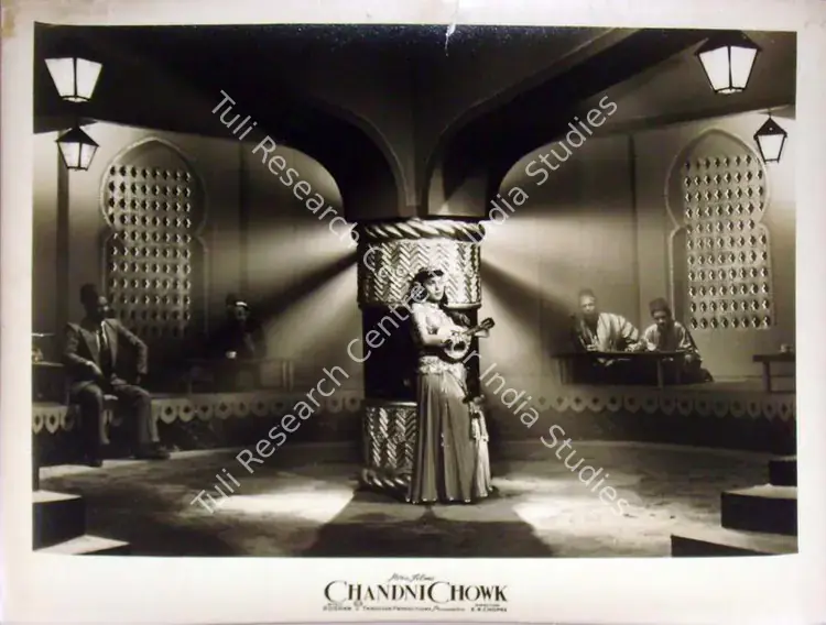 Mistry, Keki (Cinematographer), Chandni Chowk, 1954 | Lobby Card | CinemaEducation | 00810650