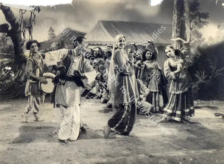 Divecha, Dwarka (Cinematographer), Dulari, 1949 | Photographic Still | CinemaEducation | 00831178
