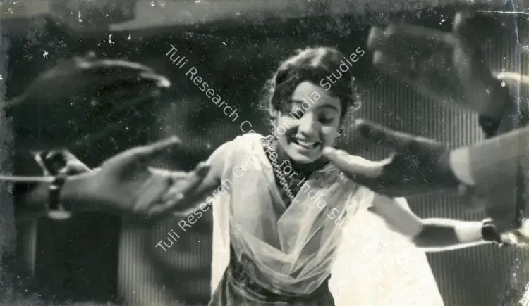 Samarth, Shobhana (Director), Hamari Beti, 1950 | Photographic Still | CinemaEducation | 00831541