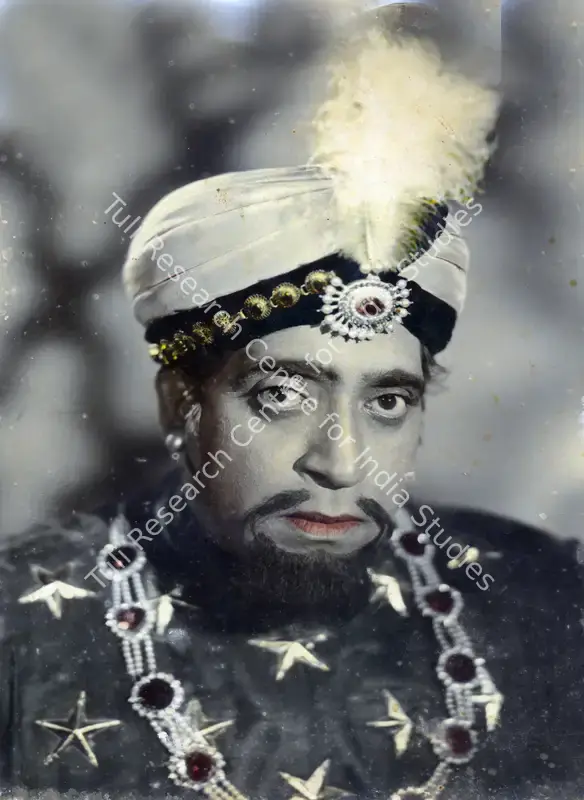 Chakravarty, Amiya (Director), Shahenshah, 1953 | Photographic Still | CinemaEducation | 00834452
