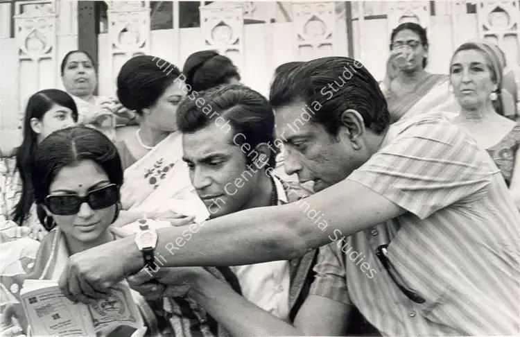 Ghosh, Nemai (Still Photographer), Seema Baddha, 1971 | Working Still | CinemaEducation | 00663757