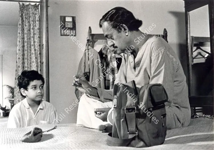 Raha, Barun (Cinematographer), Agantuk, 1991 | Photographic Still | CinemaEducation | 00662905