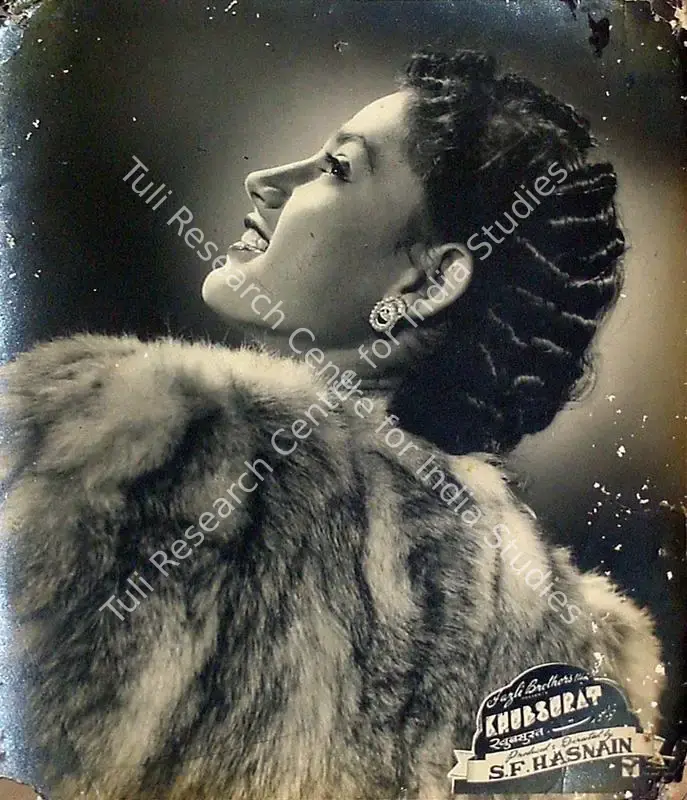 Hasnain, S.F. (Director), Khubsurat, 1952 | Lobby Card | CinemaEducation | 00819077