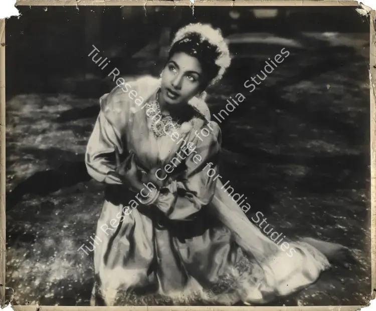 Mistry, Jal (Cinematographer), Aandhiyan, 1952 | Photographic Still | CinemaEducation | 00835391