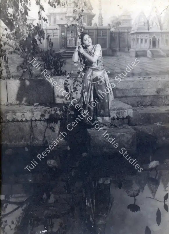 Bhatt, Shanker (Producer), Vikramaditya, 1945 | Photographic Still | CinemaEducation | 00834542