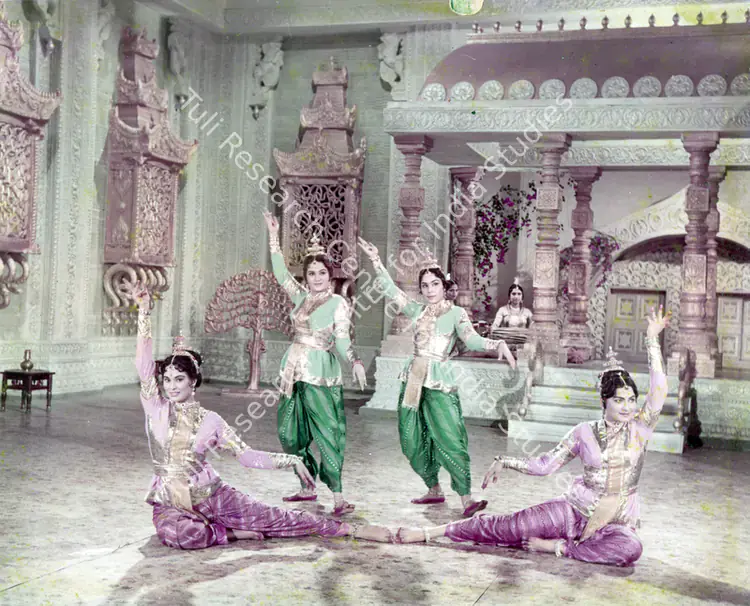Mehta, D.C. (Cinematographer), Chitralekha, 1964 | Photographic Still | CinemaEducation | 00830835