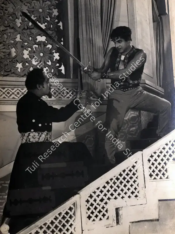 Chakravarty, Amiya (Director), Shahenshah, 1953 | Photographic Still | CinemaEducation | 00834460