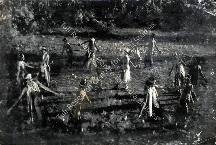 Damle, V. (Director), Gopal Krishna, 1938 | Photographic Still | CinemaEducation | 00831416