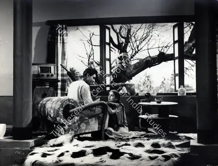 Majumdar, Phani (Director), Hum Bhi Insan Hai, 1948 | Photographic Still | CinemaEducation | 00831615