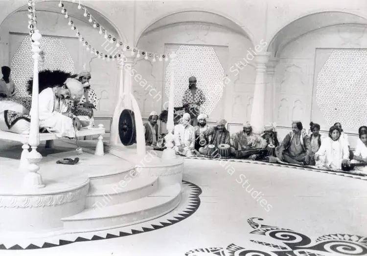 Roy, Soumendu (Cinematographer), Goopy Gyne Bagha Byne, 1969 | Photographic Still | CinemaEducation | 00663314