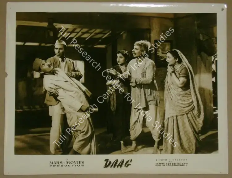 Babasaheb, V. (Cinematographer), Daag, 1952 | Lobby Card | CinemaEducation | 00811040
