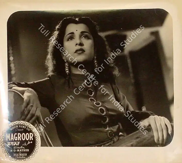 Mathur, R.D. (Cinematographer), Magroor, 1950 | Lobby Card | CinemaEducation | 00819730