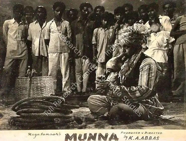 Ramachandra (ii) (Cinematographer), Munna, 1954 | Lobby Card | CinemaEducation | 00820704