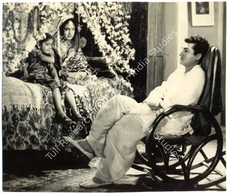 Biswas, Asha (Producer), Bari Bahoo, 1951 | Photographic Still | CinemaEducation | 00830386