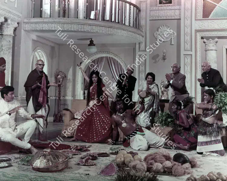 Menon, Vasu (Producer), Waris, 1969 | Photographic Still | CinemaEducation | 00834568