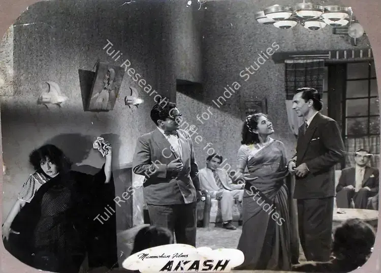 Sabir, Manmohan (Director), Akash, 1953 | Lobby Card | CinemaEducation | 00829507