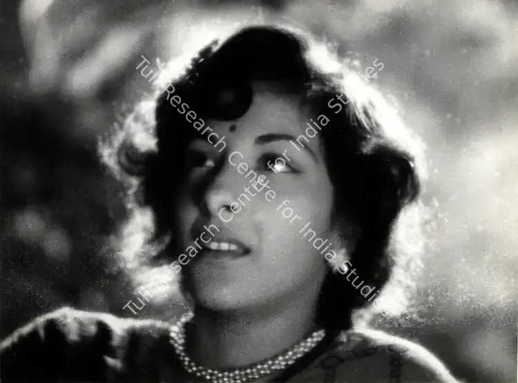 Reddy, V.N. (Cinematographer), Aag, 1948 | Photographic Still | CinemaEducation | 00829787