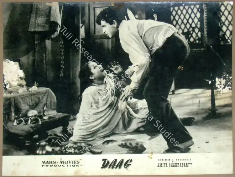 Babasaheb, V. (Cinematographer), Daag, 1952 | Lobby Card | CinemaEducation | 00811045