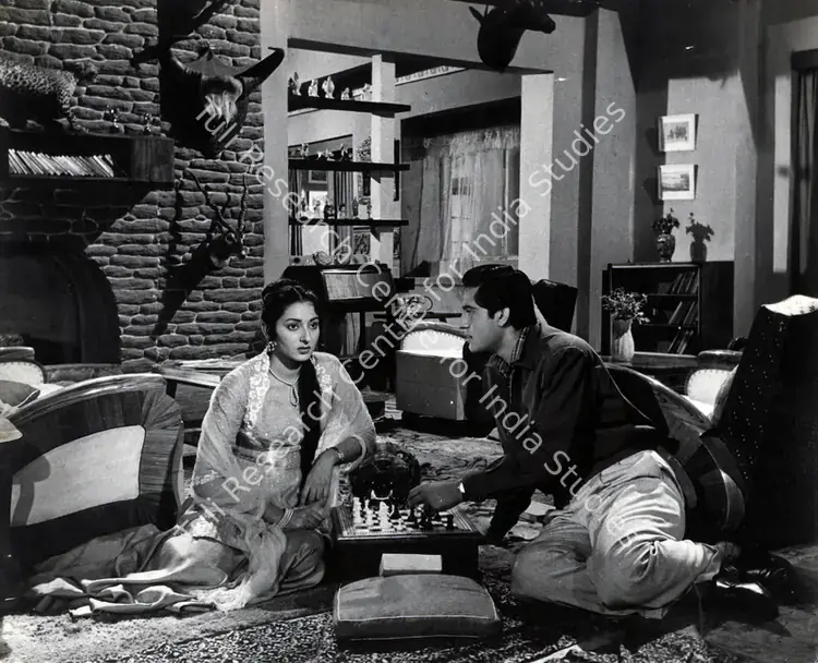 Dhuri, D.K. (Cinematographer), Love In Simla, 1960 | Photographic Still | CinemaEducation | 00832142