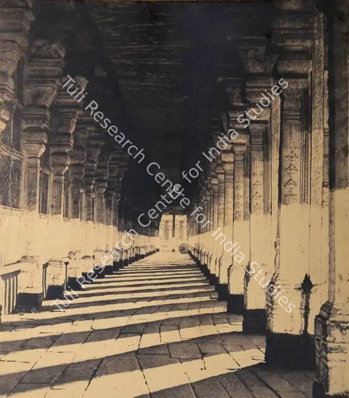 Tripe, Capt. Linnaeus (Photographer), Aisle on the South side of the Puthu Mundapum, from the Western Portico, Madura, 1858 | Antiquarian Photograph | Photography | 00116018