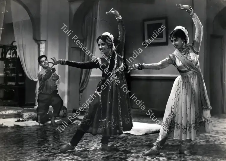 Mirza, Akhtar (Director), Mohabbat Isko Kahete Hain, 1965 | Photographic Still | CinemaEducation | 00832485