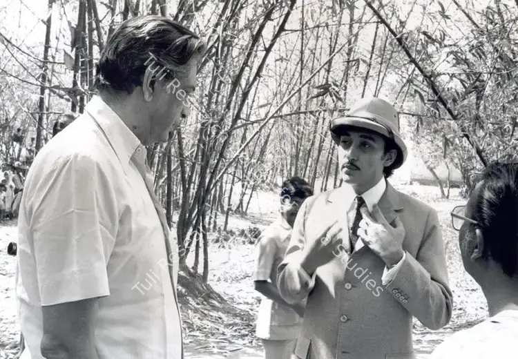 Ghosh, Nemai (Still Photographer), Ghare Baire, 1985 | Working Still | CinemaEducation | 00663706