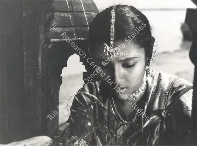 Roy, Soumendu (Cinematographer), Teen Kanya, 1961 | Photographic Still | CinemaEducation | 00663638