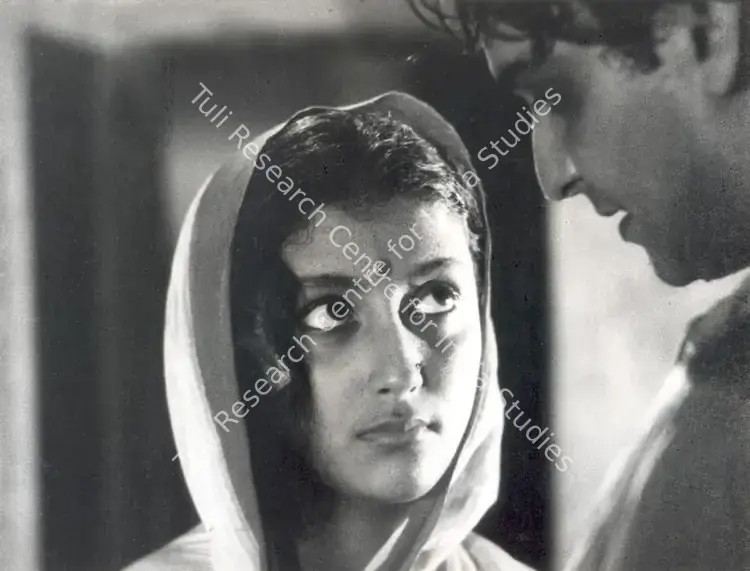 Roy, Soumendu (Cinematographer), Teen Kanya, 1961 | Photographic Still | CinemaEducation | 00663641