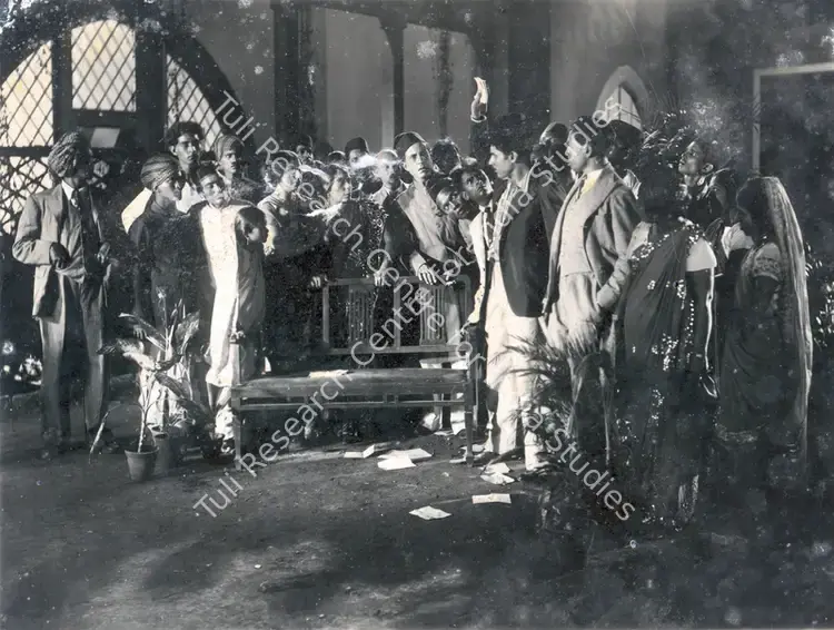 Hafesjee, I.A. (Director), Usne Kya Socha, 1937 | Photographic Still | CinemaEducation | 00834313